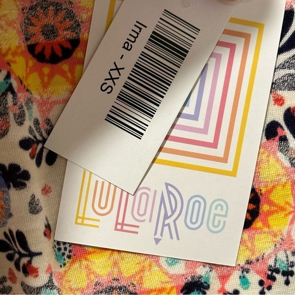 LulaRoe Irma Tunic Short Sleeve Sunflower Floral Yellow Red Blurred XXS-XS 00-0 - Picture 7 of 15